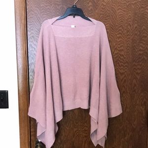 EUC- Lululemon dusty rose poncho with arm holes